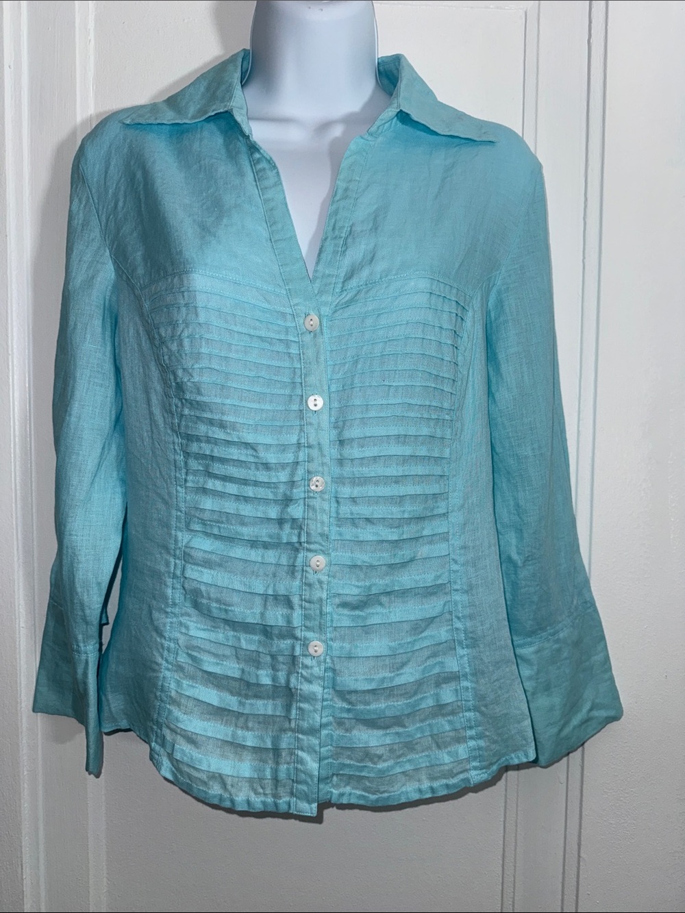 Tracy M 100% Linen Aqua Blue Pintuck Button-Front Women's Top size small